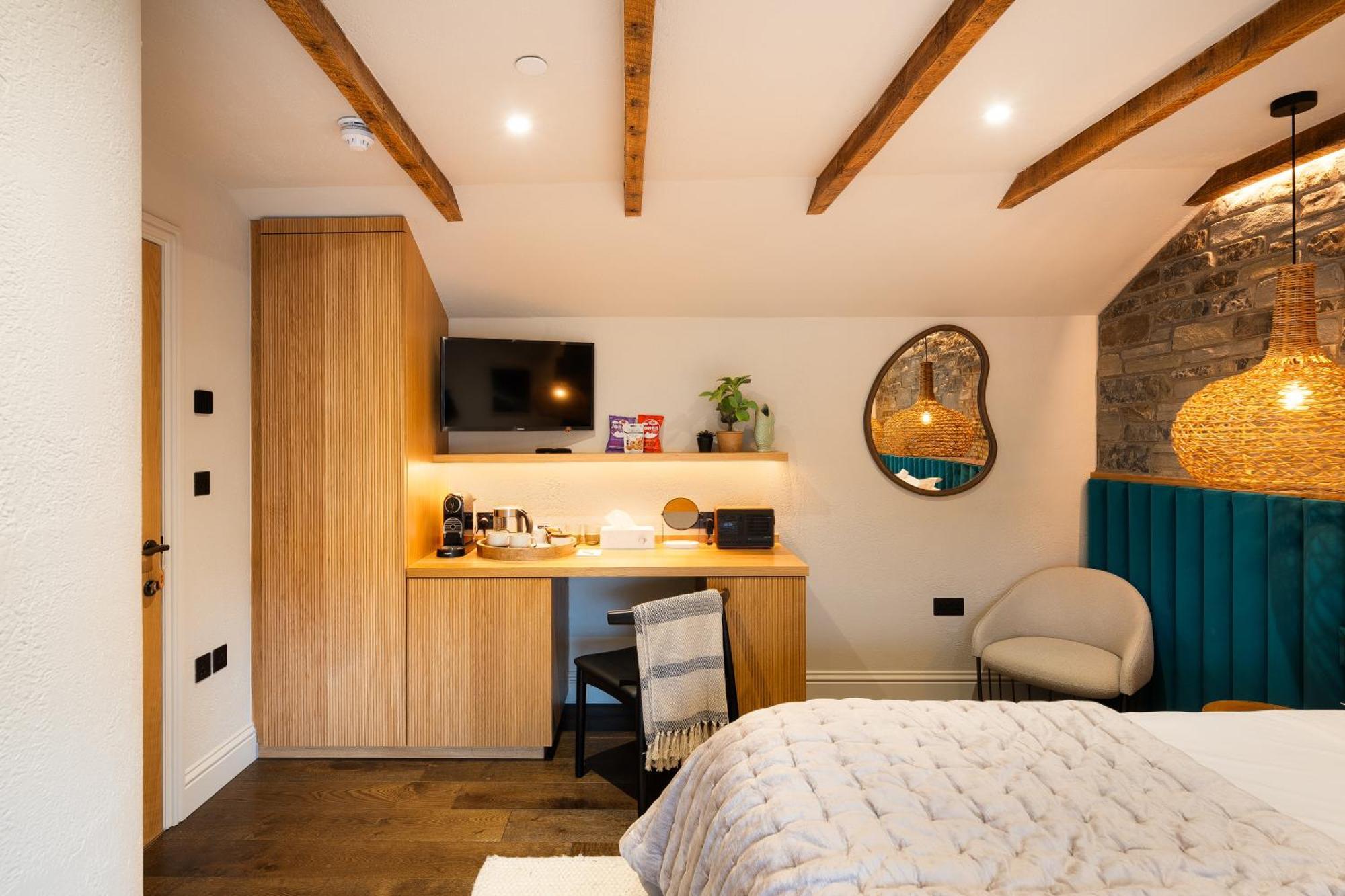 Hive Townhouse Hotel Aberaeron Exterior foto